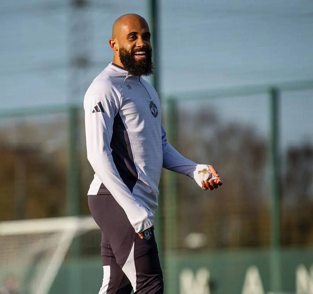 姆贝莫有望参与曼联战伯恩茅斯,马兹拉维恐缺阵!阿莫林暗示启用一人