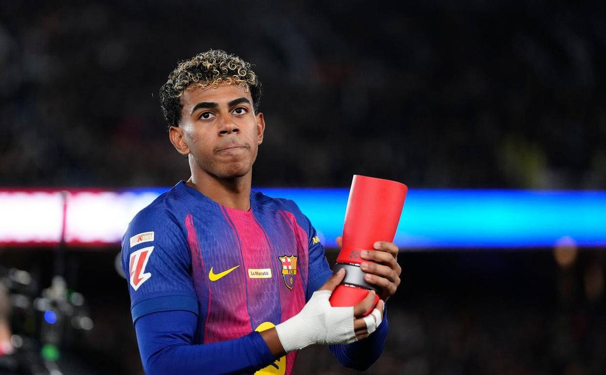 西甲积分榜最新更新:巴萨领先优势接近两位数,马竞争冠形势严峻